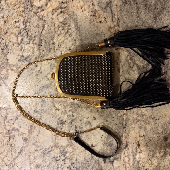 EXCELLENT McQueen Limited Edition MEGA Grail Skull Crossbody - Picture 9 of 9